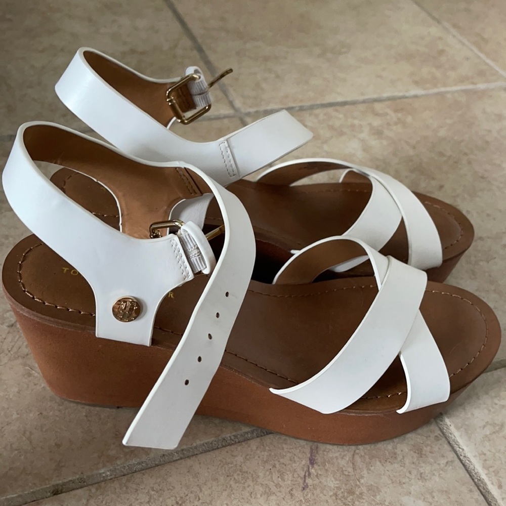 Timmy Hilfiger White Wedges